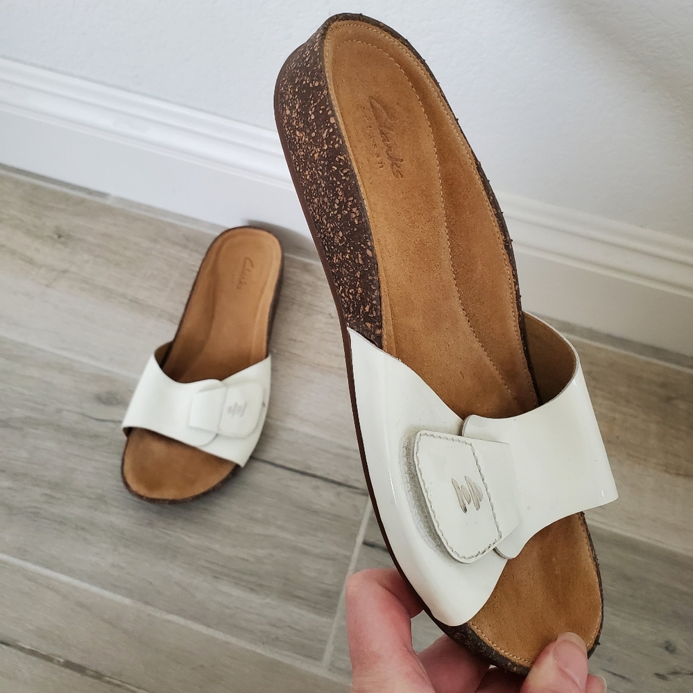 Clarks Leather Artisan arch support White Sandle Size 7